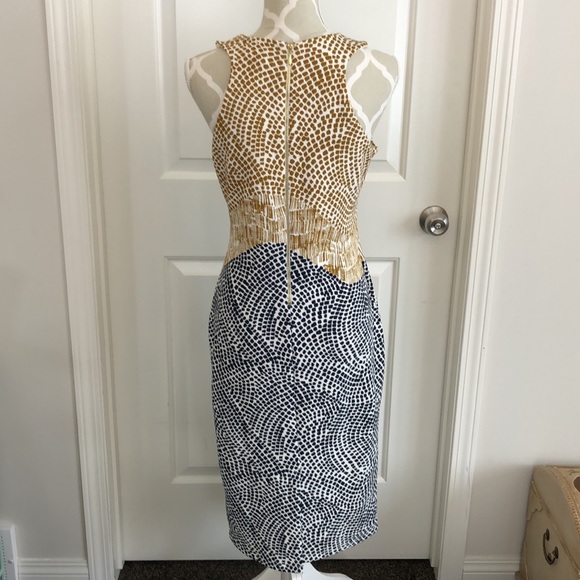 H & M fitted print dress size medium - Picture 3 of 6